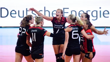 VNL: Marathon-Ballwechsel! Deutschland mit starkem Fight gegen Brasilien