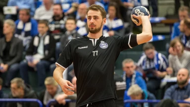 Schöner Dreher: Lübecks Bruhn aus spitzem Winkel