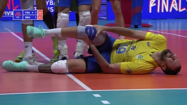 Nations League: Knie verdreht! Brasilianer geht zu Boden