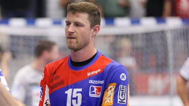 2. Liga: Rot nach zehn Minuten! Strobel schwächt sein Team früh