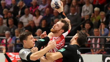 2. Liga: Gesichtstreffer von Hoffmann! Rote Karte für Elbflorenz nach 8 Minuten