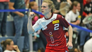 2. Liga: Rasant gekontert! Essens Beyer kracht in Werbebande