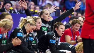 EM der Frauen: DHB-Mädels verlieren gegen Ungarn - Die Impressionen des Spiels