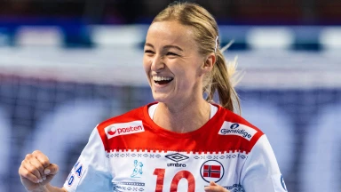 EM der Frauen: Kreuzeck! Oftedal mit Power-Schlagwurf gegen Spanien