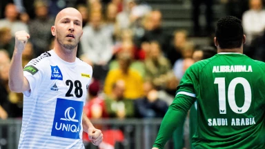 WM-Aufreger! Brutales Foul an Weber zieht rote Karte nach sich