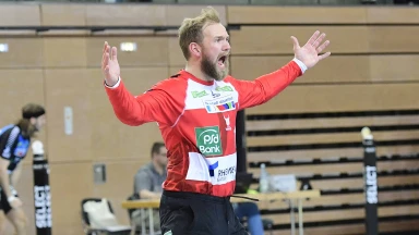 2. Liga: Starke Parade! Moldrup fischt Wurf mit seinem Bein