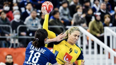 WM der Frauen 2019: Kein Foul!? Schlag ins Gesicht bei Japan gegen Spanien nicht geahndet