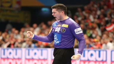 EM der Männer: Spektakulär! Österreichs Keeper rettet Empty-Goal mit Grätsche
