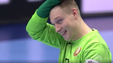Handball-EM 2020: Unfassbare Szene! Ball bleibt im Lattenkreuz stecken
