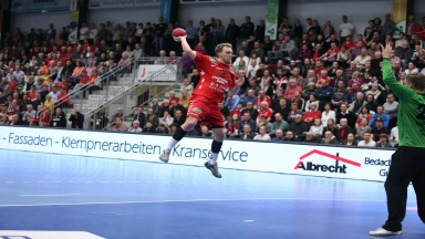 2. HBL: Hamms Huesmann überlistet Konstanz-Keeper mit frechem Dreher