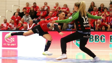 HBF: Voll ins Gesicht! Neckarsulmer Torhüterin kassiert harten Treffer