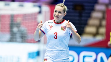 Traumhafter Spielzug! Jana Knedlikova veredelt Angriff per Heber von Außen