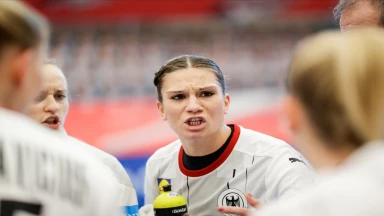 Mega-Anspiel auf Julia Behnke! Deutschland startet beherzt in die Hauptrunde