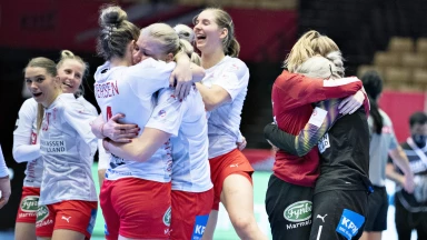 Highlights - Dänemark macht gegen Russland Einzug ins Halbfinale perfekt