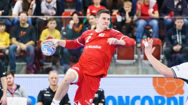 Mega-Fackel! Andy Schmid mit unfassbarem Schlagwurf