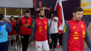 Highlights! Starke Torhüter sorgen für umkämpfte Partie zwischen Polen und Spanien