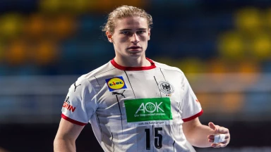 Zuckerpass - DHB-Youngster Knorr bedient Golla am Kreis