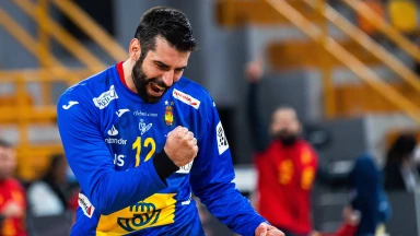 Corrales Weltklasse! Spanischer Keeper mit Paradenfestival im Viertelfinale!