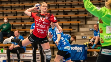 Klasse Anspiel! Jerabkova mit dem feinen Kreisanspiel