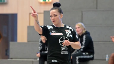 HBF: Starke Szene! Leverkusen brilliert mit Pass über das komplette Feld und weitem Heber