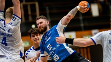 2. HBL: Hoch hinaus! Saul steigt in die Luft und trifft