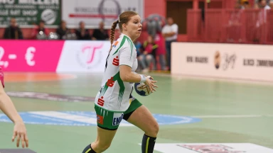HBF: Göppingens Hrbkova vernascht Gegenspielerin mit starker Drehung