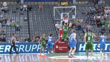 #01 Play of the Day vs. Uni Baskets Paderborn