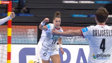 Highlight: Südkorea vs. Deutschland: super Heber von Emily Bölk