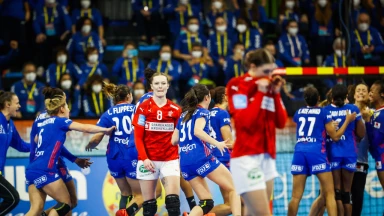 Thriller bis zur letzten Sekunde! Frankreich ringt Dänemark nieder und stürmt ins Finale - WM der Frauen 2021