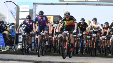 Simon Stiebjahn fährt auf Platz 3 beim Mediterranean Epic 2022