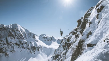 Riesig weiter Backflip im Freeriden bei den Open Faces 2022 Silvretta-Montafon