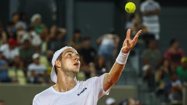 Davis Cup 2022: Frecher Aufschlag! Struff punktet von unten