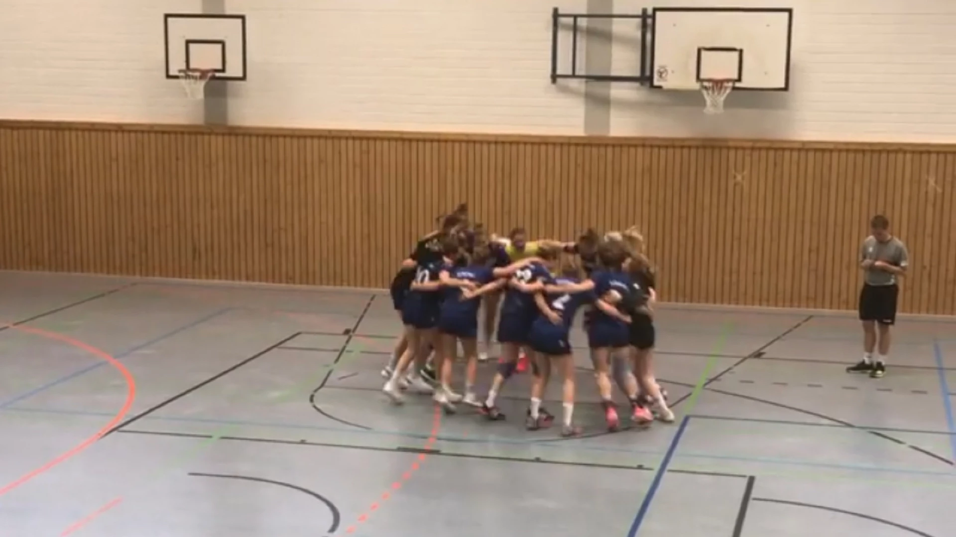 FRAUEN LANDESLIGA MANNSCHAFT SUCHT MITSPIELERINNEN