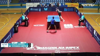 Starker Schlag von Andrea Puppo gegen Dimitrij Ovtcharov