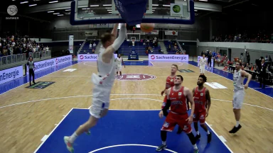 ProA: Voigtmann vollendet den Alley Oop per Dunk