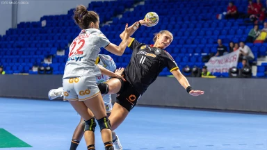 EM der Frauen: Gruppe ll: Frankreich vs. Deutschland kommentiert von Tobias Schimon & Ina Großmann
