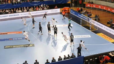 DHB-Pokal: Fackeln, feine Händchen und Kempa - Das Achtelfinale des DHB-Pokal