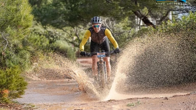 Das extrem fordernde Mountainbikerennen Mediterranean Epic 2023 ist gestartet