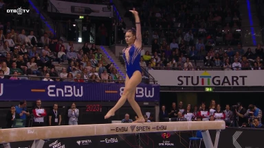 Jessica Schlegel sichert sich Gold am Schwebebalken