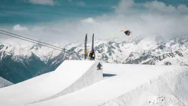 Freeskier der Zukunft werden bei den World Rookie Freeski Finals gekürt