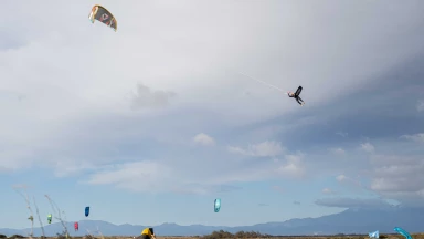 Whaley und Sol stürmen zum Sieg beim GKA Big Air Kite World Cup in Bacares