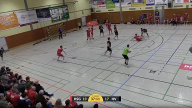 3. Liga: Maximaleinsatz! Horn schmeißt sich mit allem was er hat auf den Ball