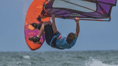Yentel Caers und Maaike Huvermann gewinnen Freestyle Pro Tour in Vieste