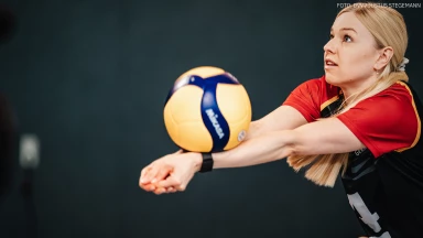 EM der Frauen: Deutschland vs. Tschechien - Vorrunde - kommentiert von Regina Mapeli Burchardt & Johannes Jabs