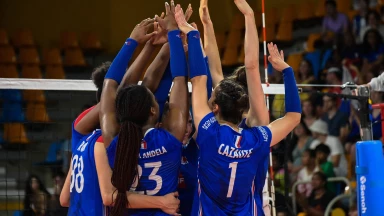 Volleyball EM der Frauen: Kopf an Kopf an Kopf Rennen zwischen Frankreich und Spanien!
