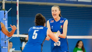 EM der Frauen: Italien setzt sich souverän gegen Bulgarien durch