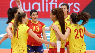 EM der Frauen: Triumph mit Startschwierigkeiten