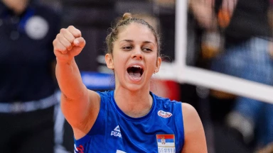 EM der Frauen: Serbien vs. Niederlande - Halbfinale 2 - kommentiert von Marc Lau & Johannes Jabs