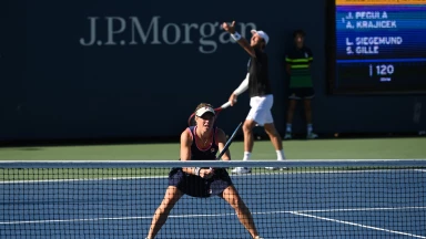 US Open 2023: L. Siegemund (GER) / S. Gille  (BEL) vs. A. Krajicek USA) / J. Pegula (USA) - 1. Runde - Highlights