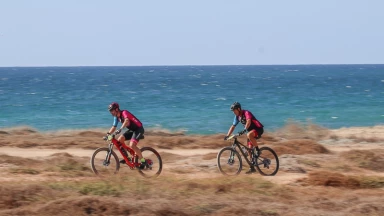 Die deutschen Titelverteidiger Baum & Egger starten beim Bara Epic Israel
